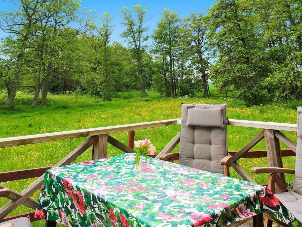4 Person Holiday Home In G Tene Götene Exteriér fotografie